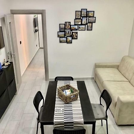 Ferienwohnung Nel Cuore Di Napoli Exterior foto