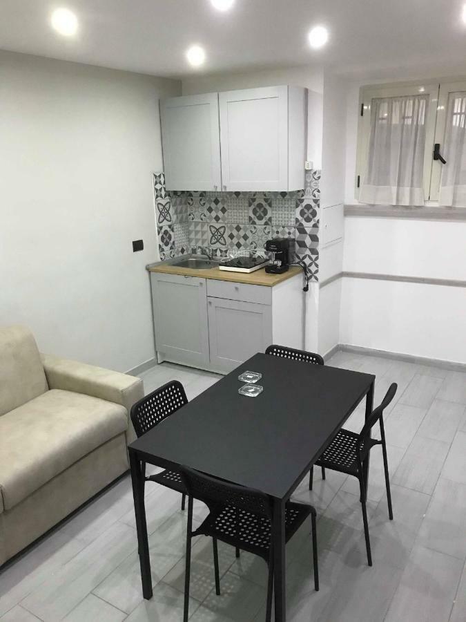 Ferienwohnung Nel Cuore Di Napoli Exterior foto